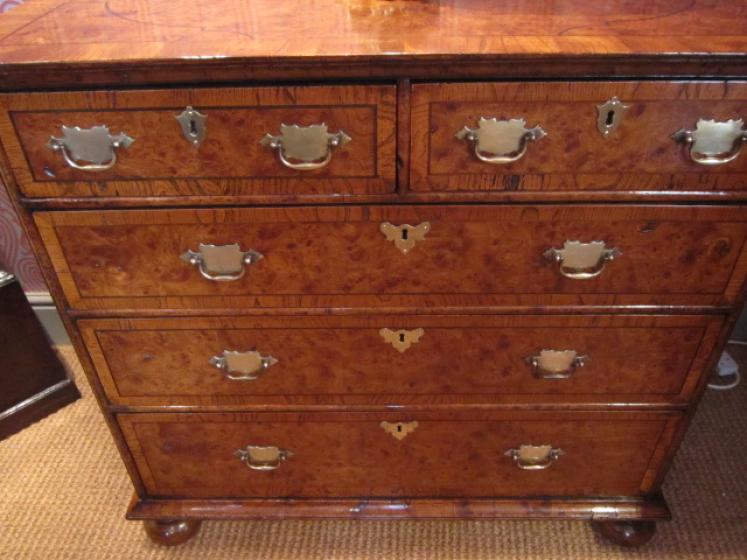 Stunning William & Mary Burr Yew Inlaid Chest - Image 2