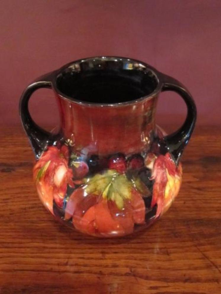 Superb Moorcroft Autumn Leaf & Berries Vase - Image 2