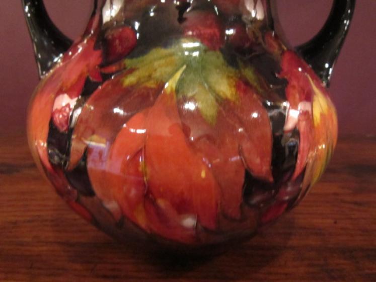 Superb Moorcroft Autumn Leaf & Berries Vase - Image 3