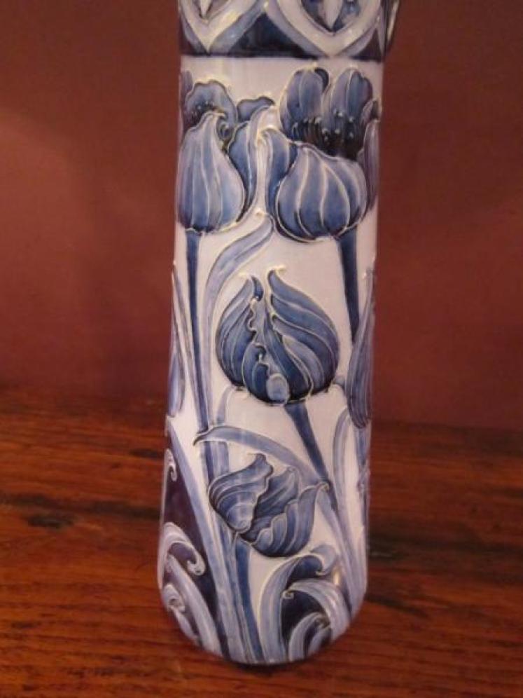 Superb Art Nouveau McIntyre Moorcroft Tulips Jug - Image 4