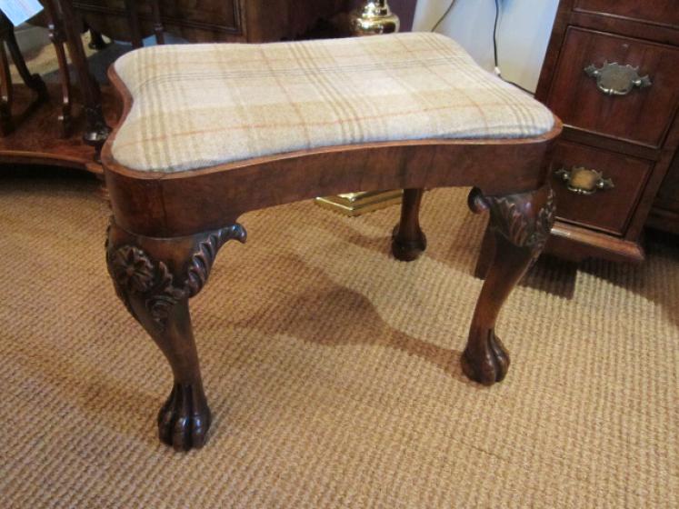 Outstanding George I Style Walnut Dressing Stool - Image 1