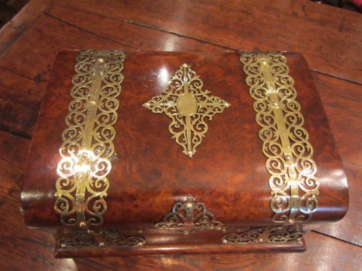 Victorian Burr Walnut Casket Jewellery Box - Image 2