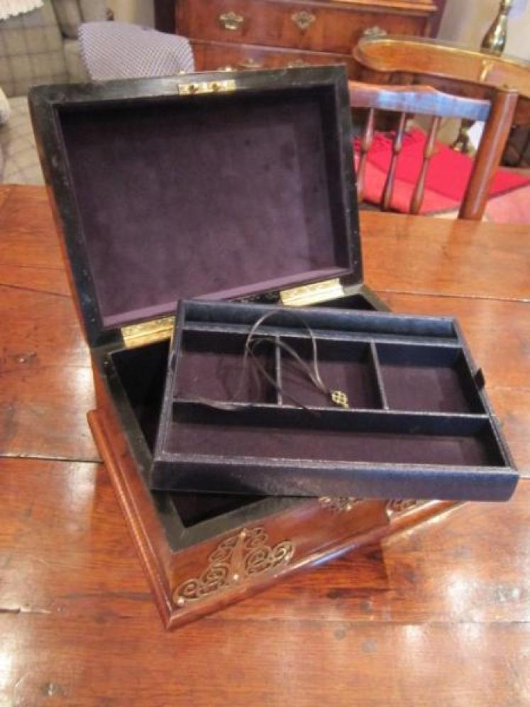 Victorian Burr Walnut Casket Jewellery Box - Image 3