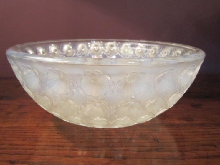 Rene Lalique Opalescent Nemours Glass Bowl - Image 2