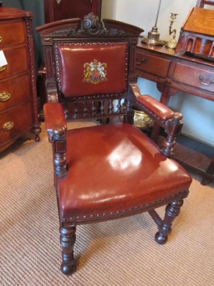 Superb Victorian Oak Court Room Armchair - Image 1
