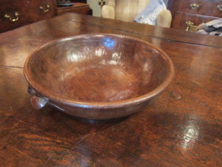 Early Mouseman Adzed Oak Fruit Bowl - Image 3
