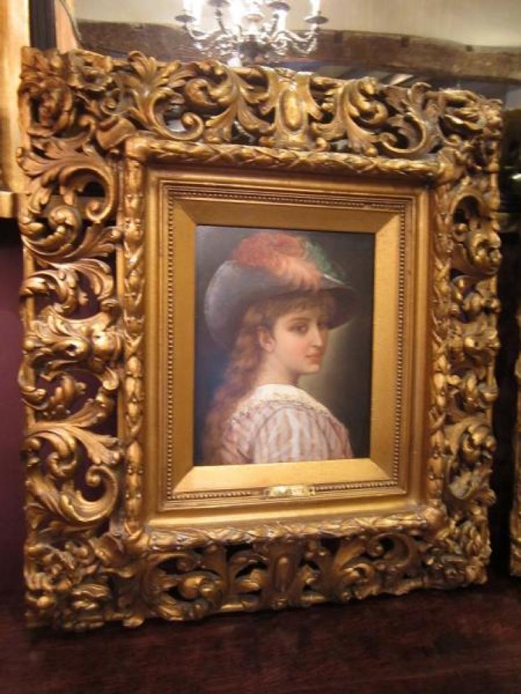 Stunning Pair of 19th Century Oil Portraits of Ladies - Image 2