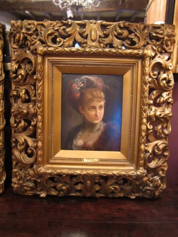 Stunning Pair of 19th Century Oil Portraits of Ladies - Image 3