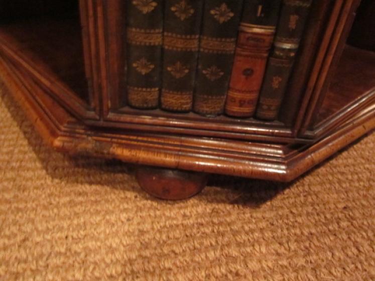 Superb Victorian Figured Revolving Book Table - Image 4