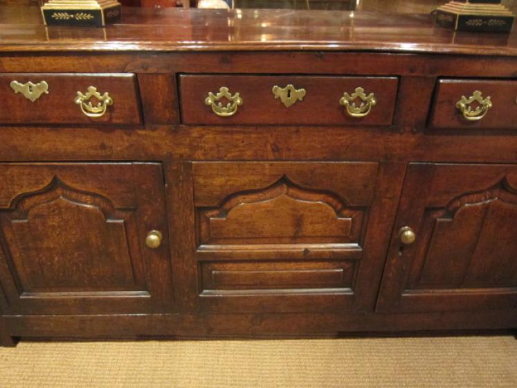 Outstanding George II Period Oak Cupboard Dresser - Image 2