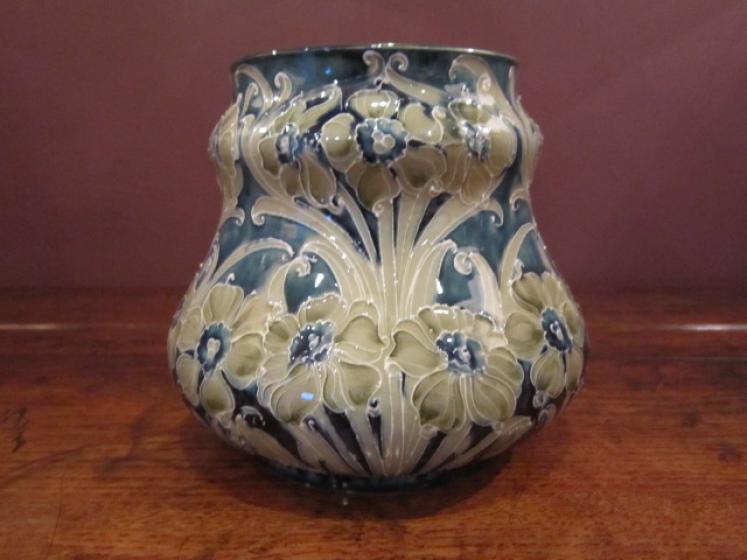 Early McIntyre Moorcroft Florian 'Daisy' Vase - Image 3