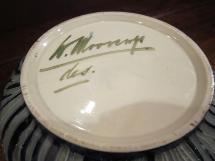 Early McIntyre Moorcroft Florian 'Daisy' Vase - Image 5