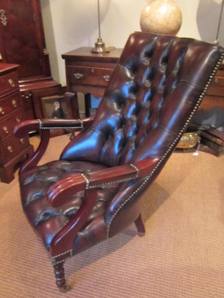 Superb 1920's Leather Buttoned Slipper Armchair - Image 5