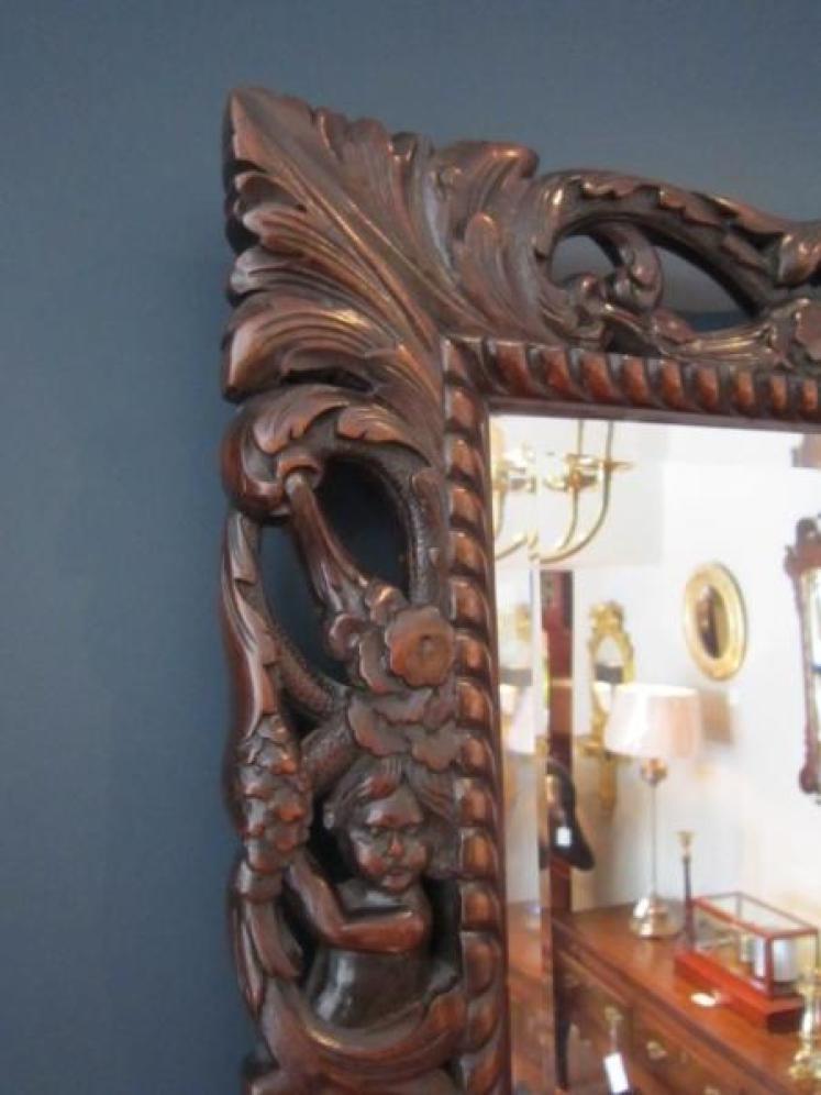 Superb Mid 19th Century Walnut Carved Mirror - Image 3