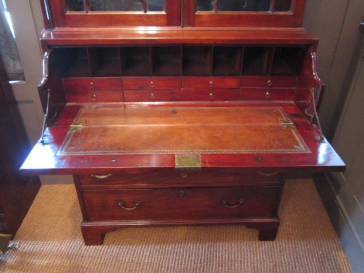 Fine George III Period Mahogany Secretaire Bookcase - Image 4