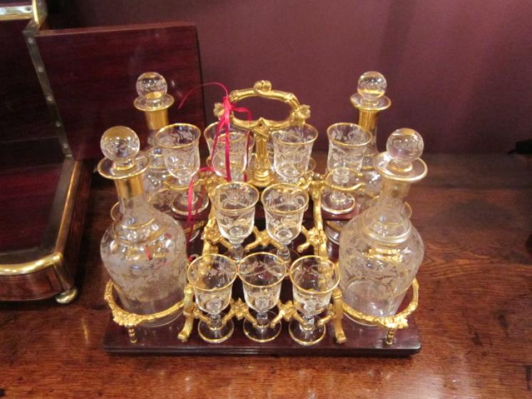 Stunning Victorian Amboyna Inlaid Drinks Cabinet - Image 4