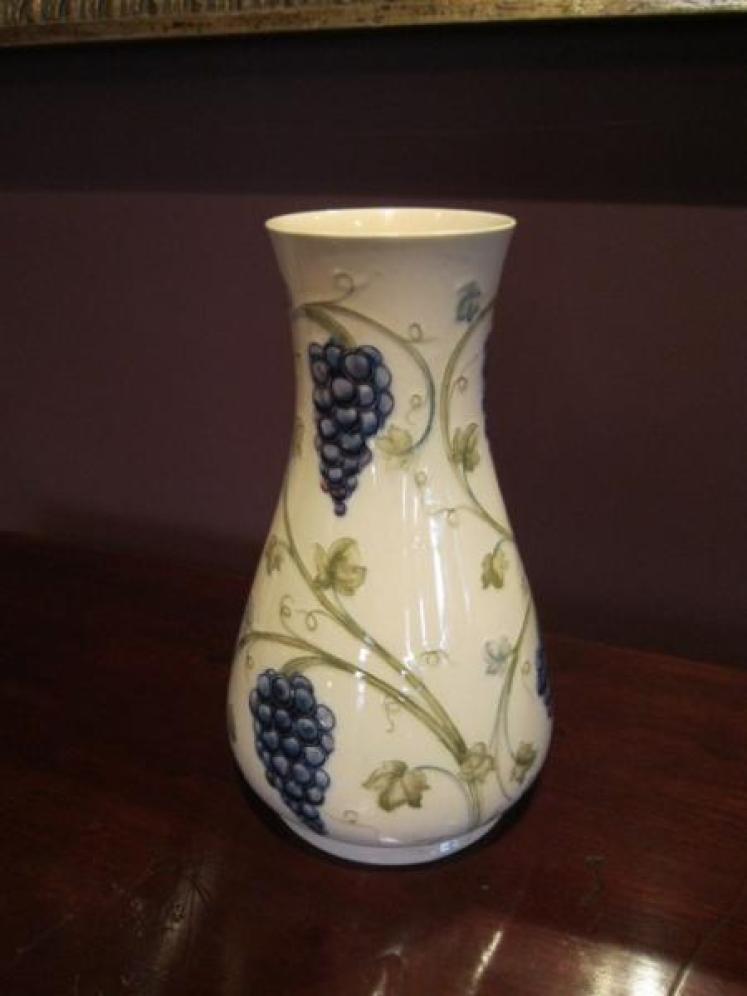 Early Moorcroft Grapevine Cream Vase - Image 4