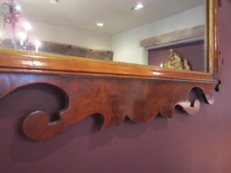 Superb George III Figured Walnut Wall Mirror - Image 3