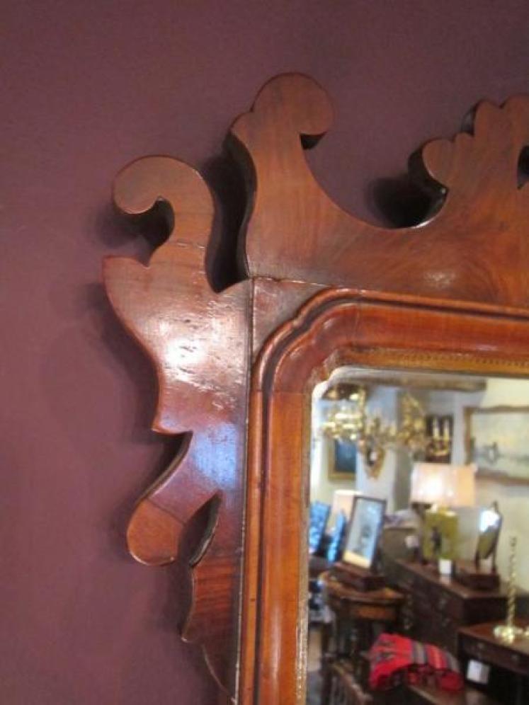 Superb George III Figured Walnut Wall Mirror - Image 4