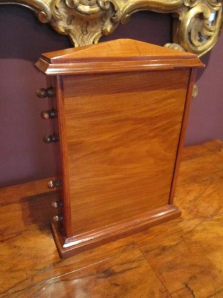 Large Victorian GWR Polished Walnut Desk Calendar - Image 3