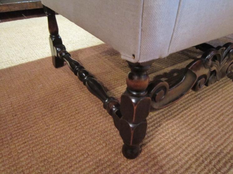 Very Comfortable Victorian Two Seater Settee - Image 3