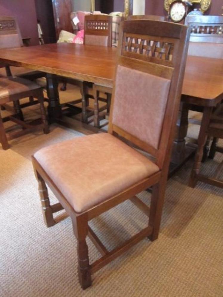 Superb Oak 'Lizardman' Dining Room Suite - Image 3
