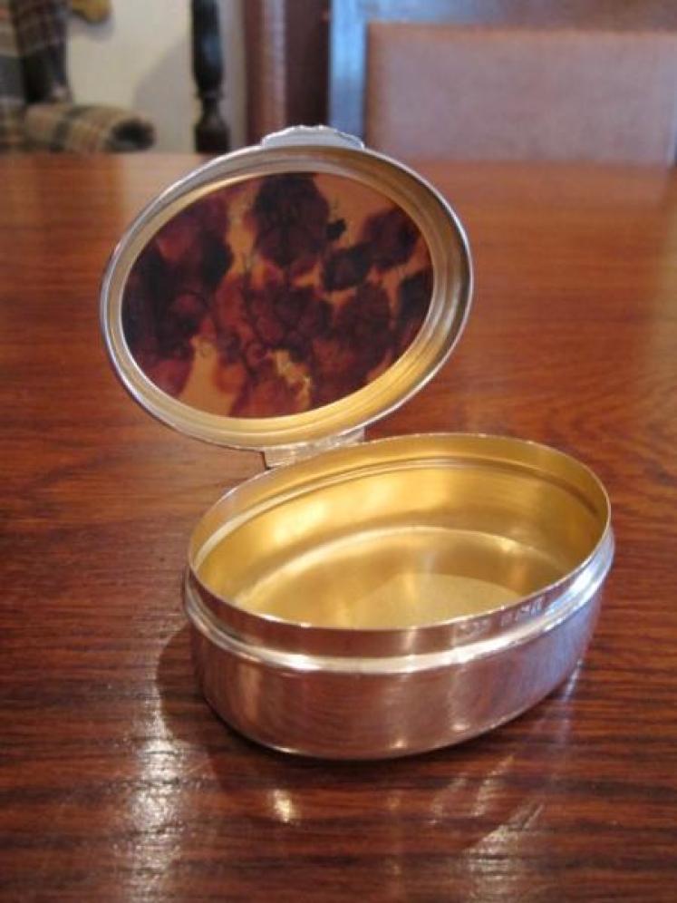 High Quality Edwardian Silver & Tortoiseshell Trinket Box - Image 2