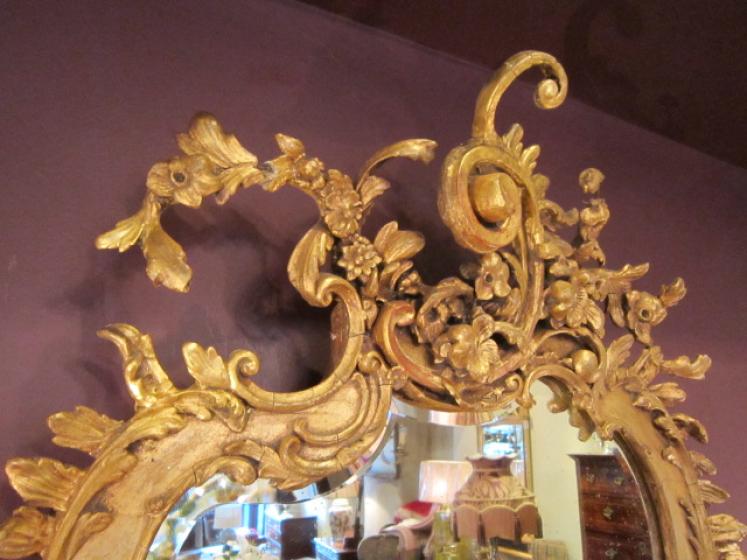 Very Original Early Victorian Gilt Shaped Mirror - Image 4
