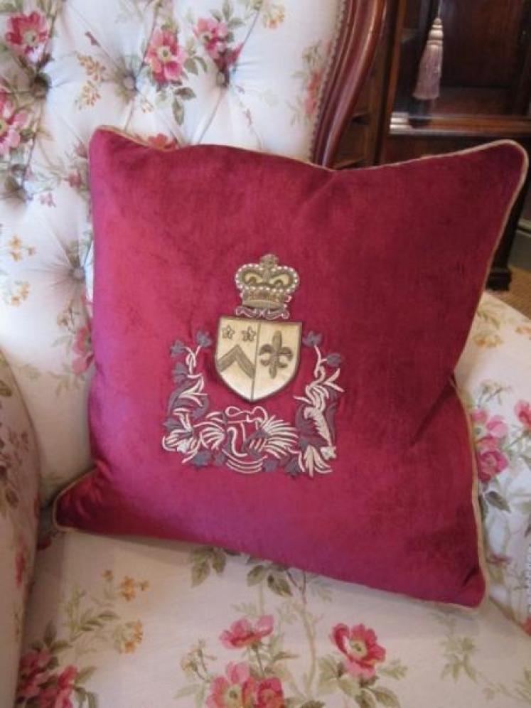 Maroon Velvet Embroidered Crest Cushion - Image 1