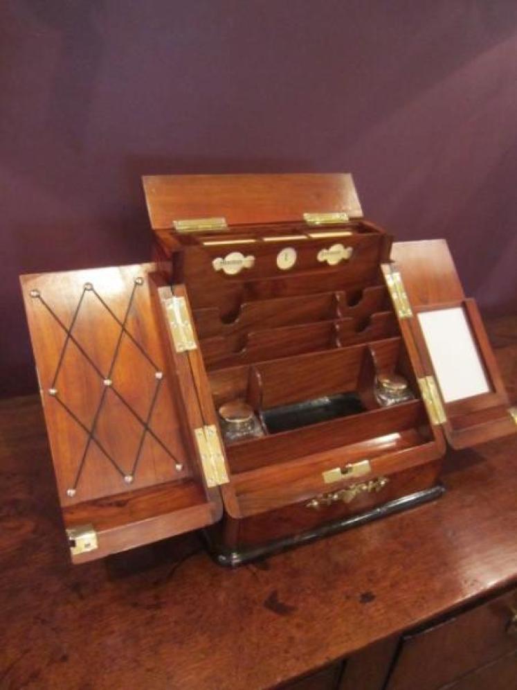 Stunning Victorian Burr Walnut Stationery Box - Image 3