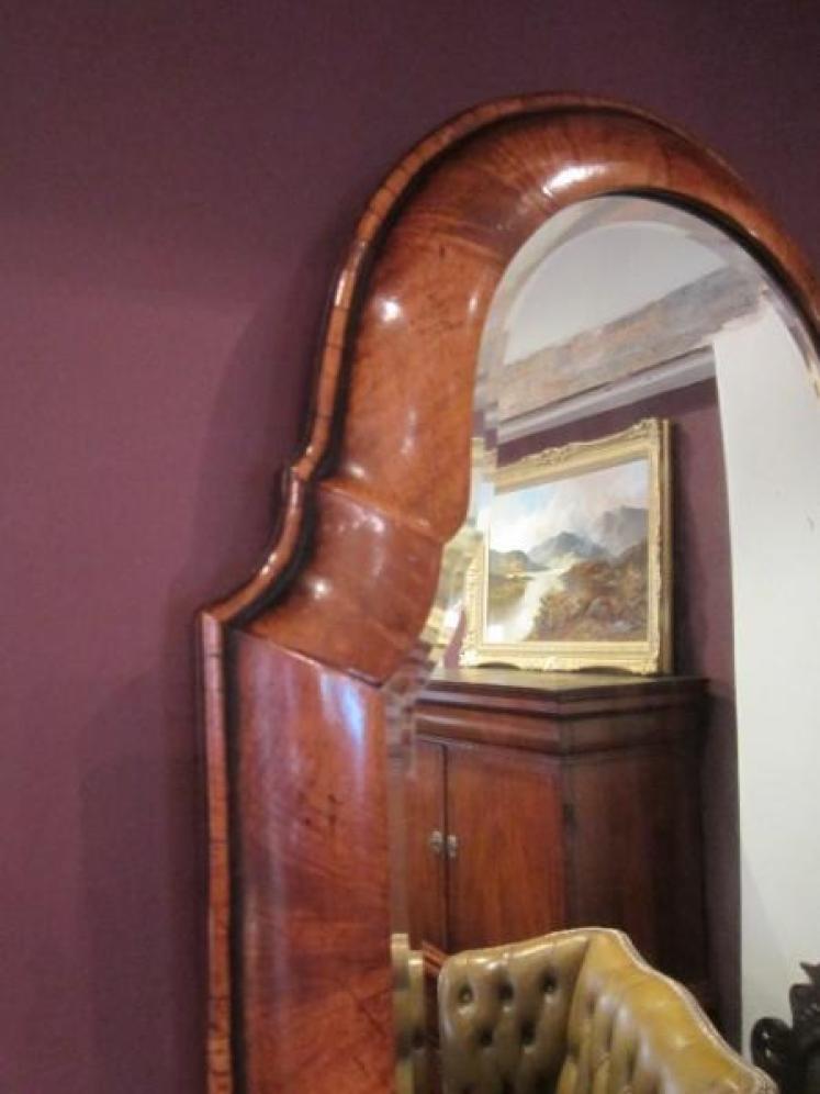 Superb 19th Century Walnut Cushion Framed Mirrror - Image 2
