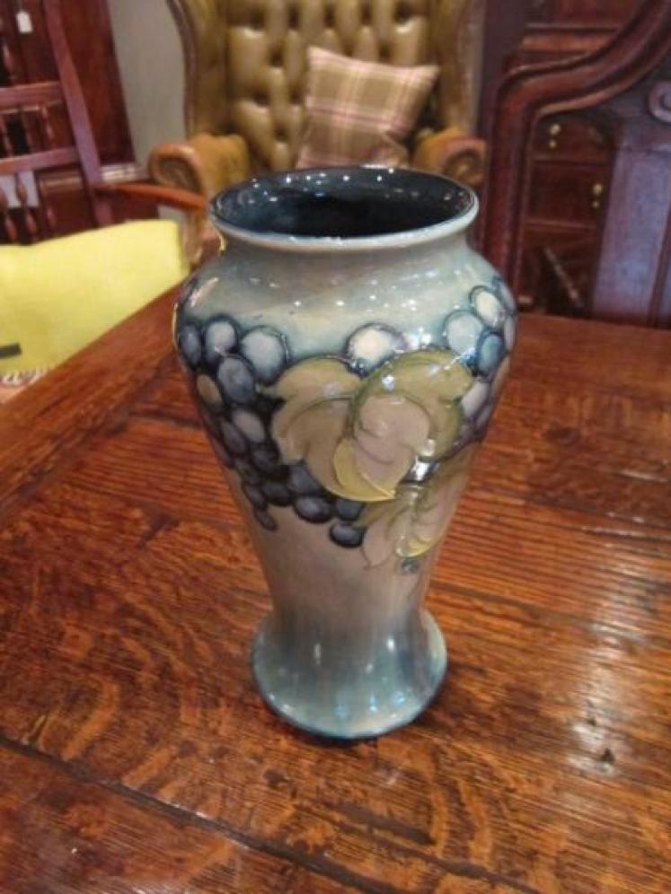 Moorcroft Leaf & Berries on Celadon Vase - Image 4