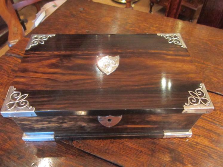 Superb Quality Edwardian Coromandel Table Box - Image 4