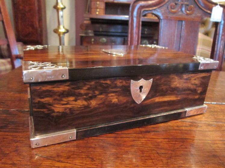 Superb Quality Edwardian Coromandel Table Box - Image 5