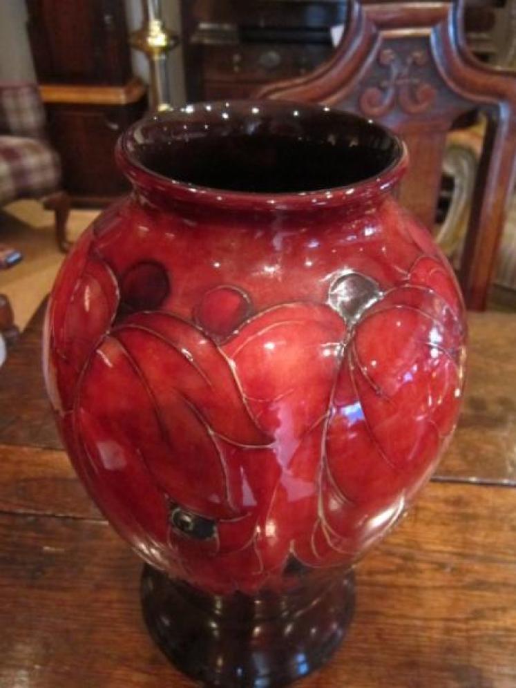 Impressive Moorcroft Leaf & Berries Flambe Vase - Image 3