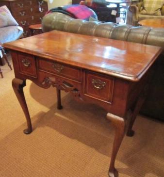 Superb Queen Anne Period Walnut Inlaid Lowboy