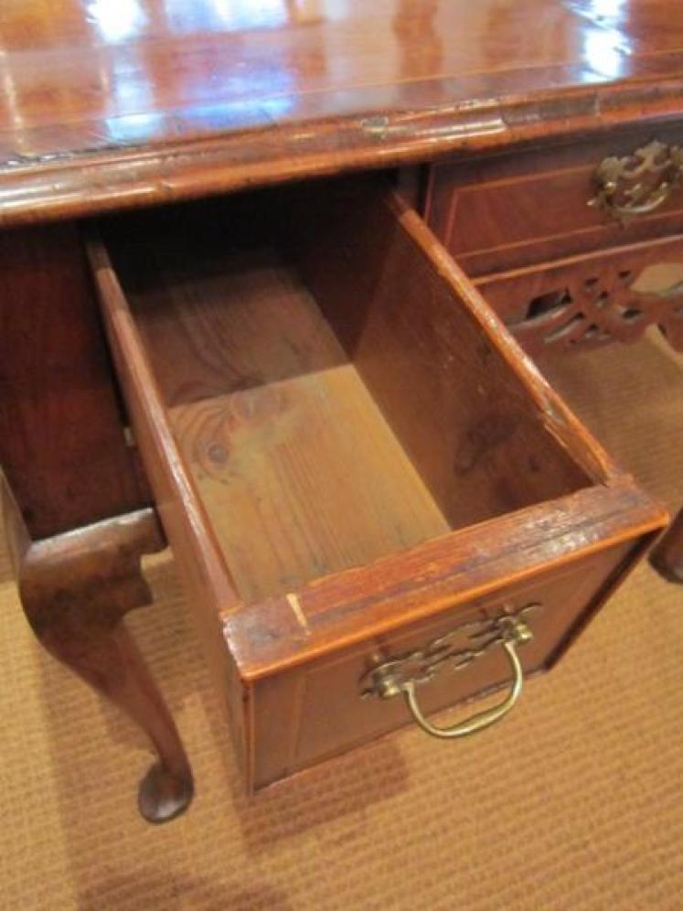 Superb Queen Anne Period Walnut Inlaid Lowboy - Image 5