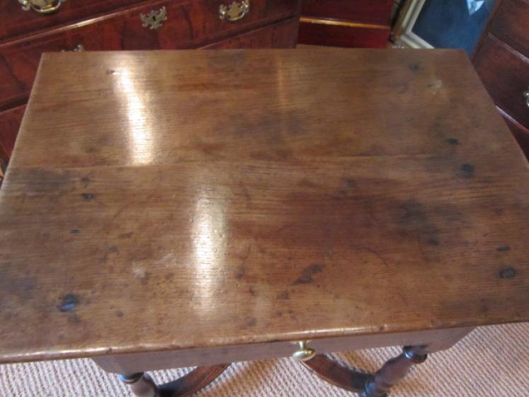 Superb William & Mary Period Oak Lowboy - Image 2