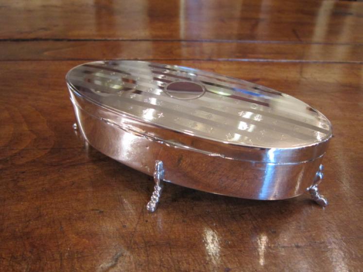 Fine George V Period Silver Oval Shaped Jewel Box - Image 5