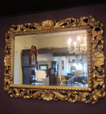 Fine Early Victorian Timber Gilt Classical Mirror