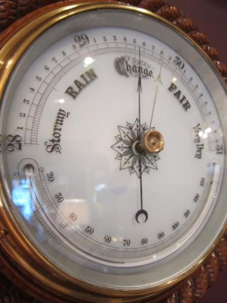 Superb Mid Victorian Polished Oak Ship's Barometer - Image 3