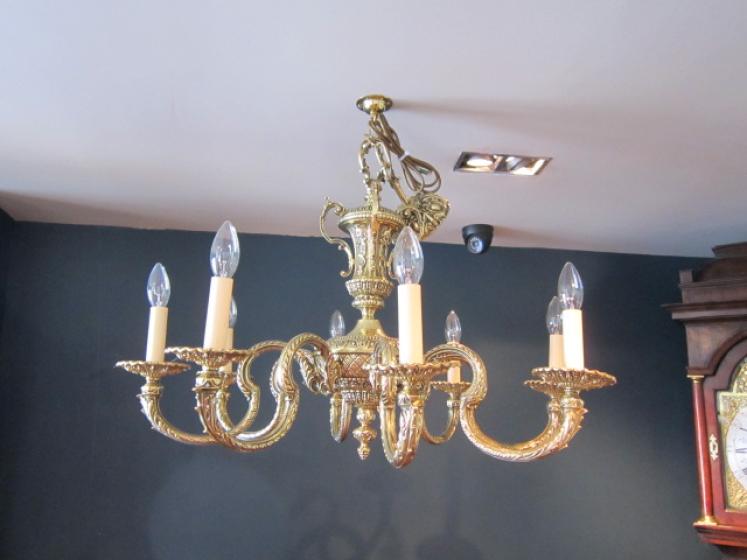Superb Edwardian Cast Bronze Eight Arm Chandelier - Image 1
