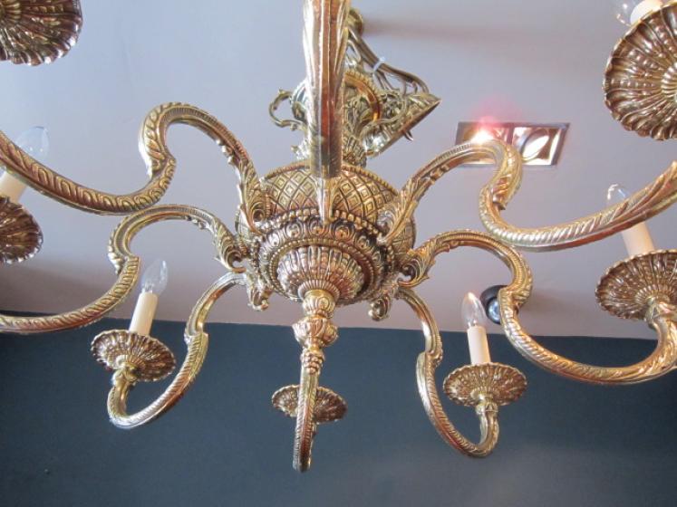 Superb Edwardian Cast Bronze Eight Arm Chandelier - Image 2