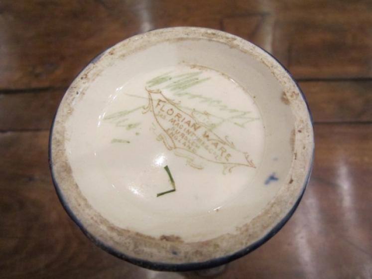 Art Nouveau McIntyre Moorcroft Tulip Panel Vase - Image 4
