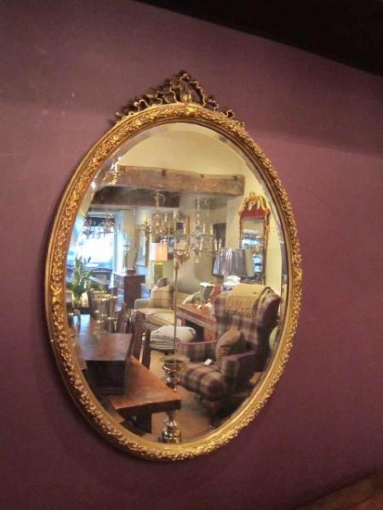 Top Quality Mid Victorian Timber Gilt Oval Mirror - Image 1