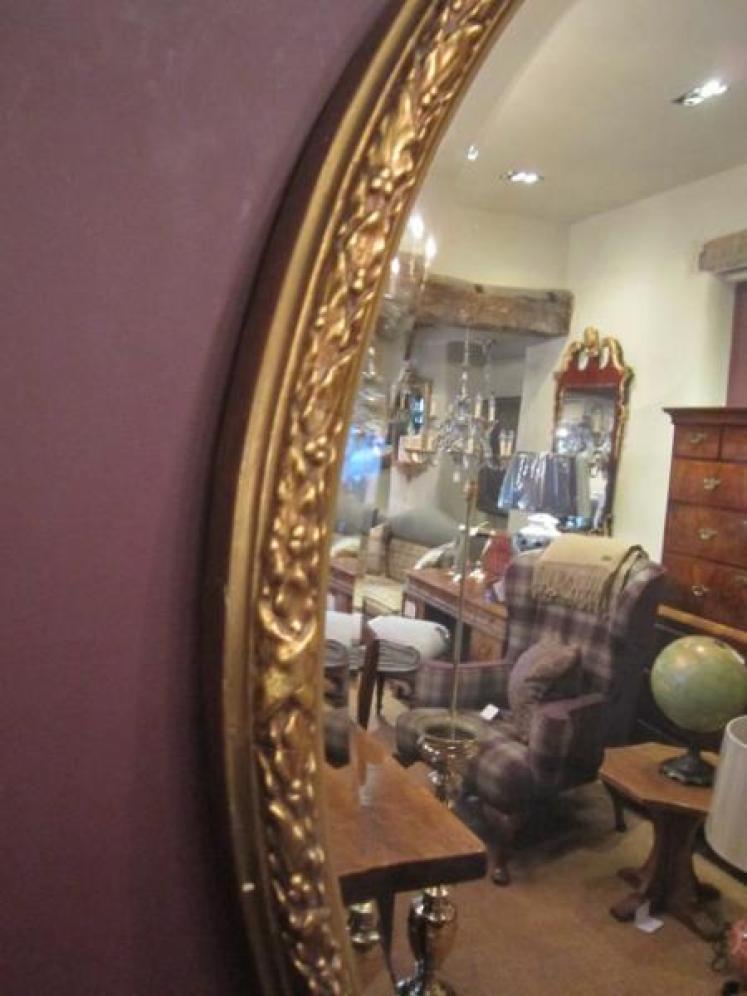 Top Quality Mid Victorian Timber Gilt Oval Mirror - Image 2