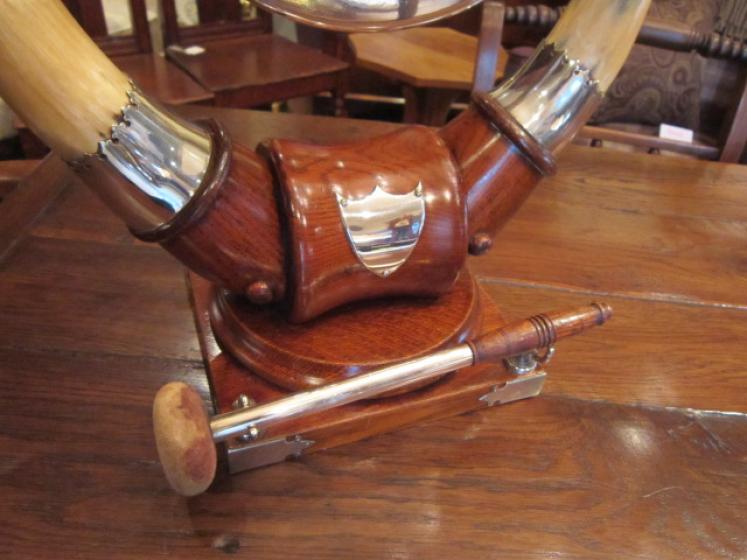 Impressive Mid Victorian Highland Cattle Dinner Gong - Image 2
