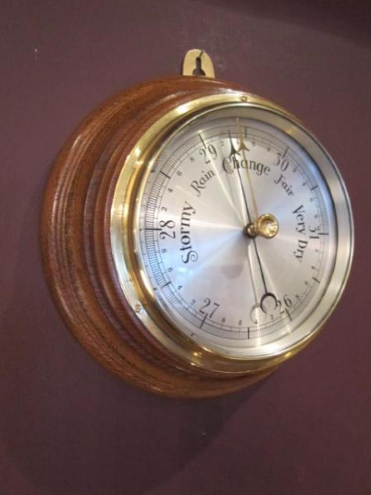 High Quality Victorian Polished Oak Aneroid Barometer - Image 1