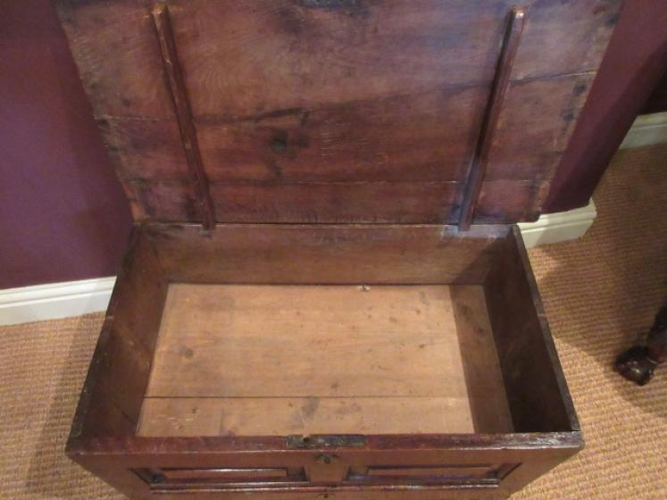 Small George II Period Oak Coffer Bach - Image 5
