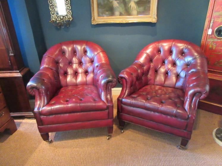 Superb Pair of 1920's Leather Buttoned Club Armchairs - Image 1